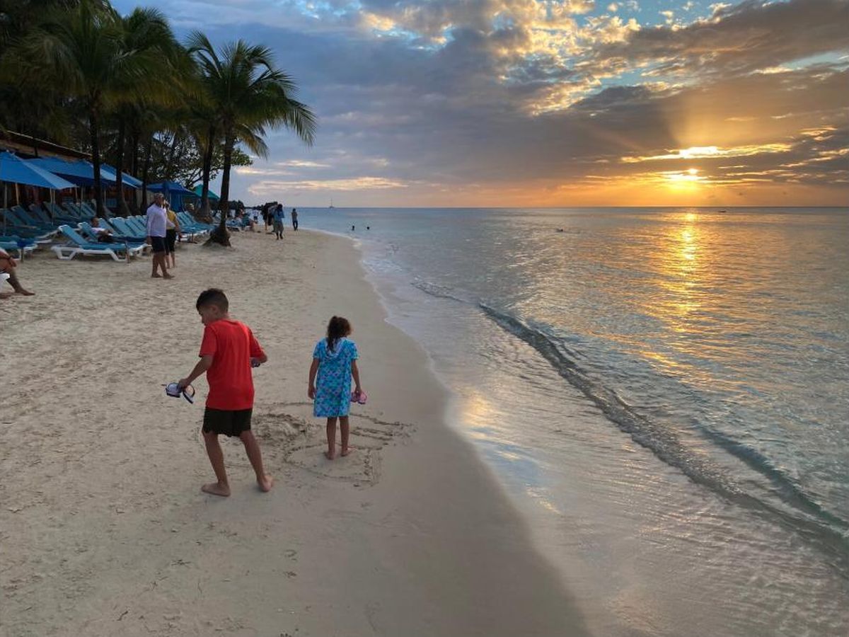 West Bay Beach, Roatán